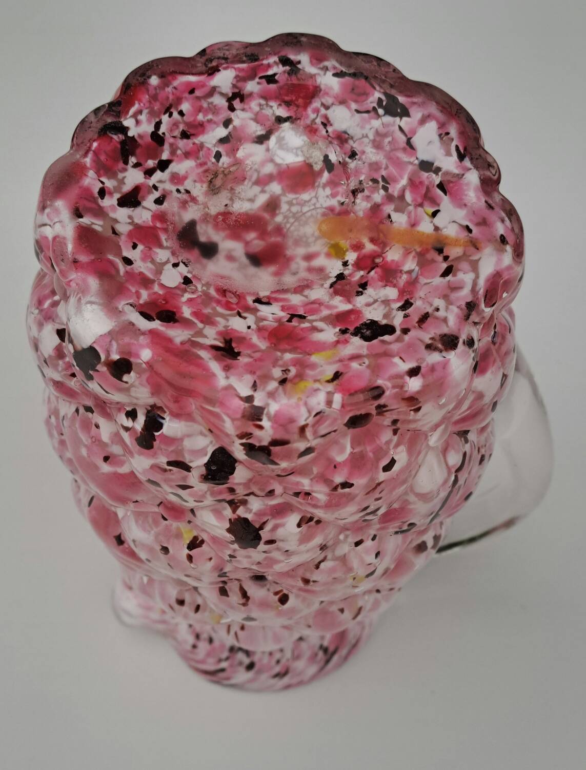 Pichet en verrerie de Clichy