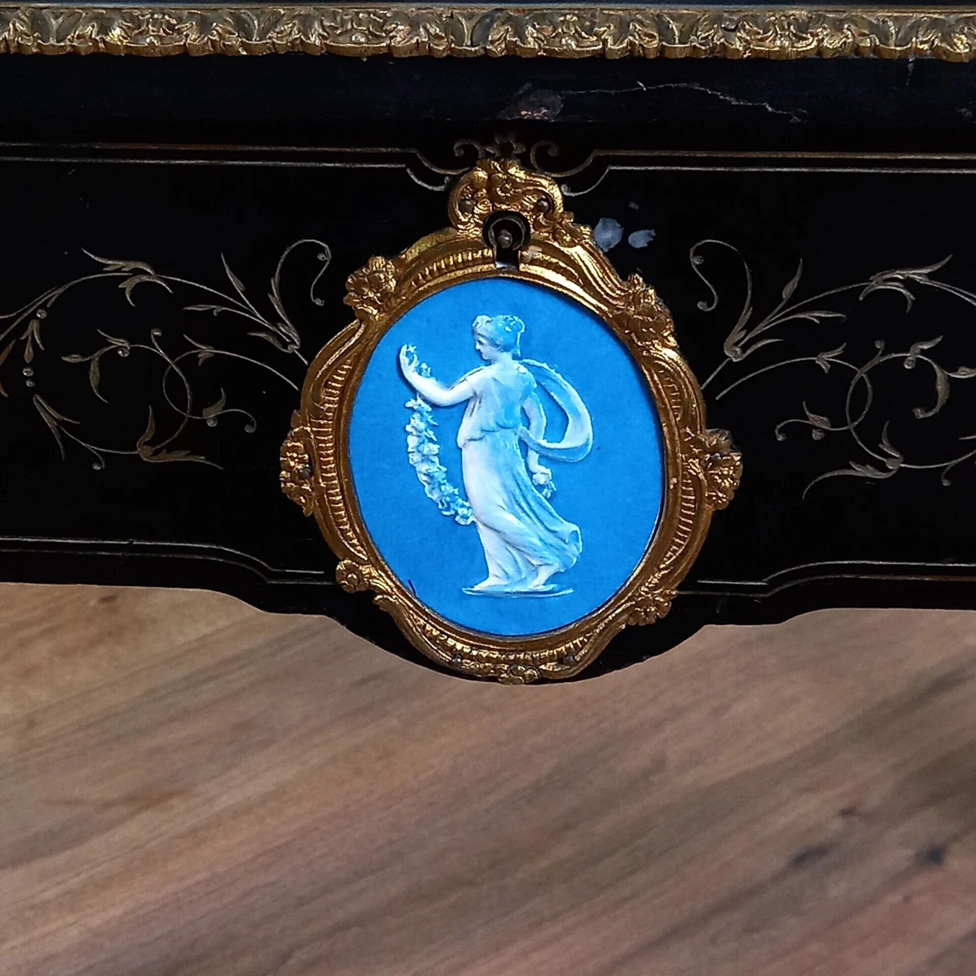 Ebonized wooden Bonheur du Jour