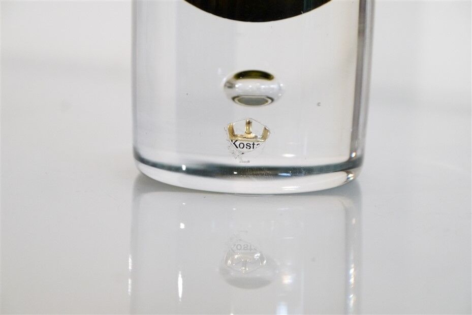Sacndinavian vase by Vicke Lindstrand for Kosta 1960