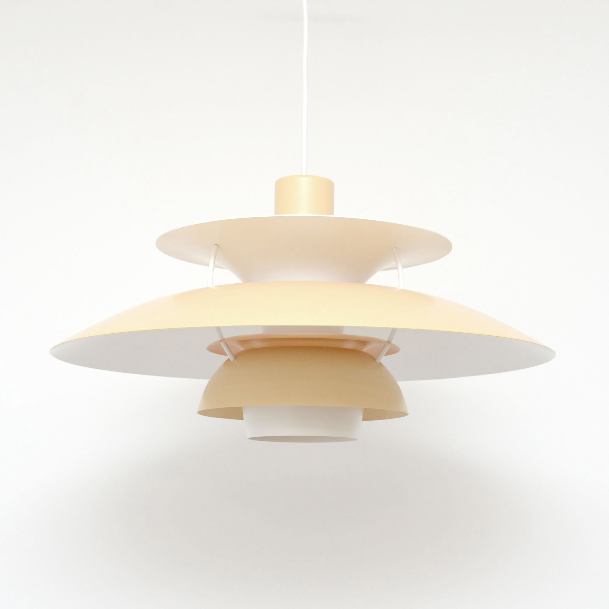 Vanilla PH5 lamp, P. Henningsen for L. Poulsen
