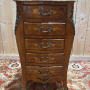 Louis XV chest of drawers