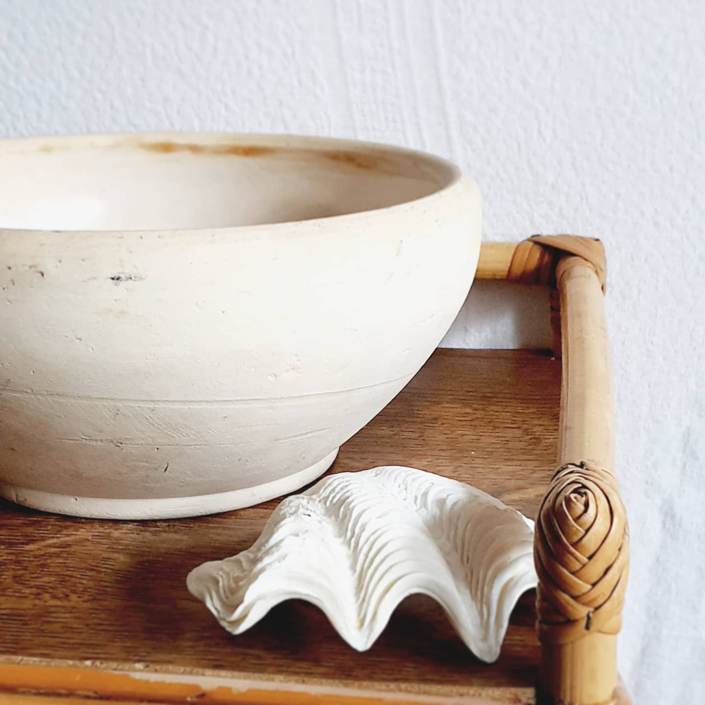Plat creux saladier en grès beige