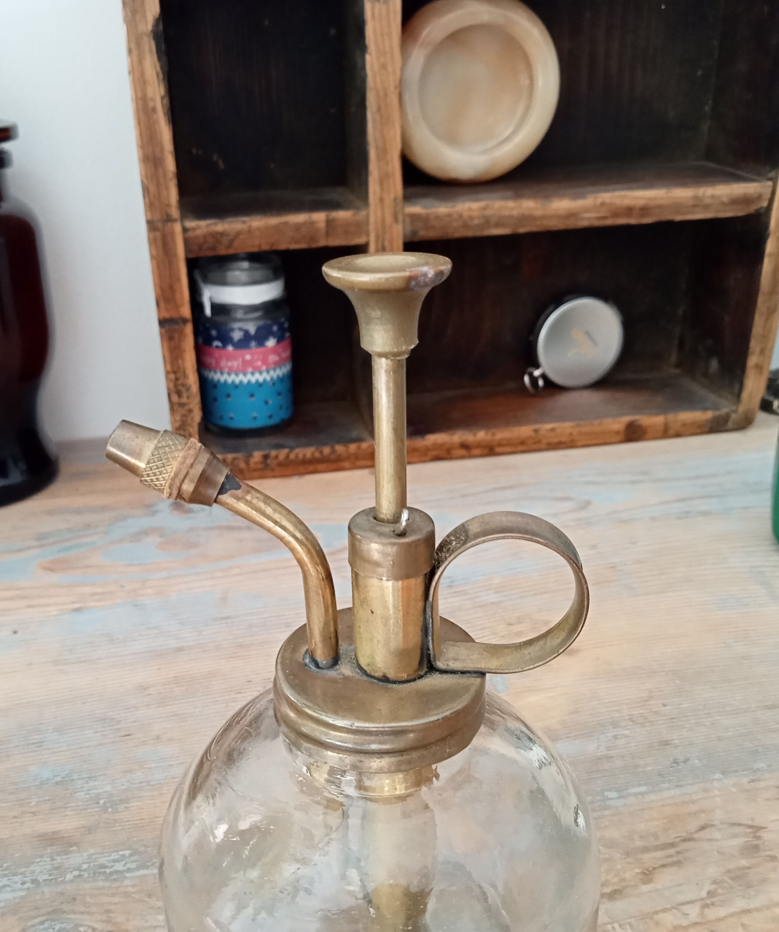 Vintage plant vaporizer 70s