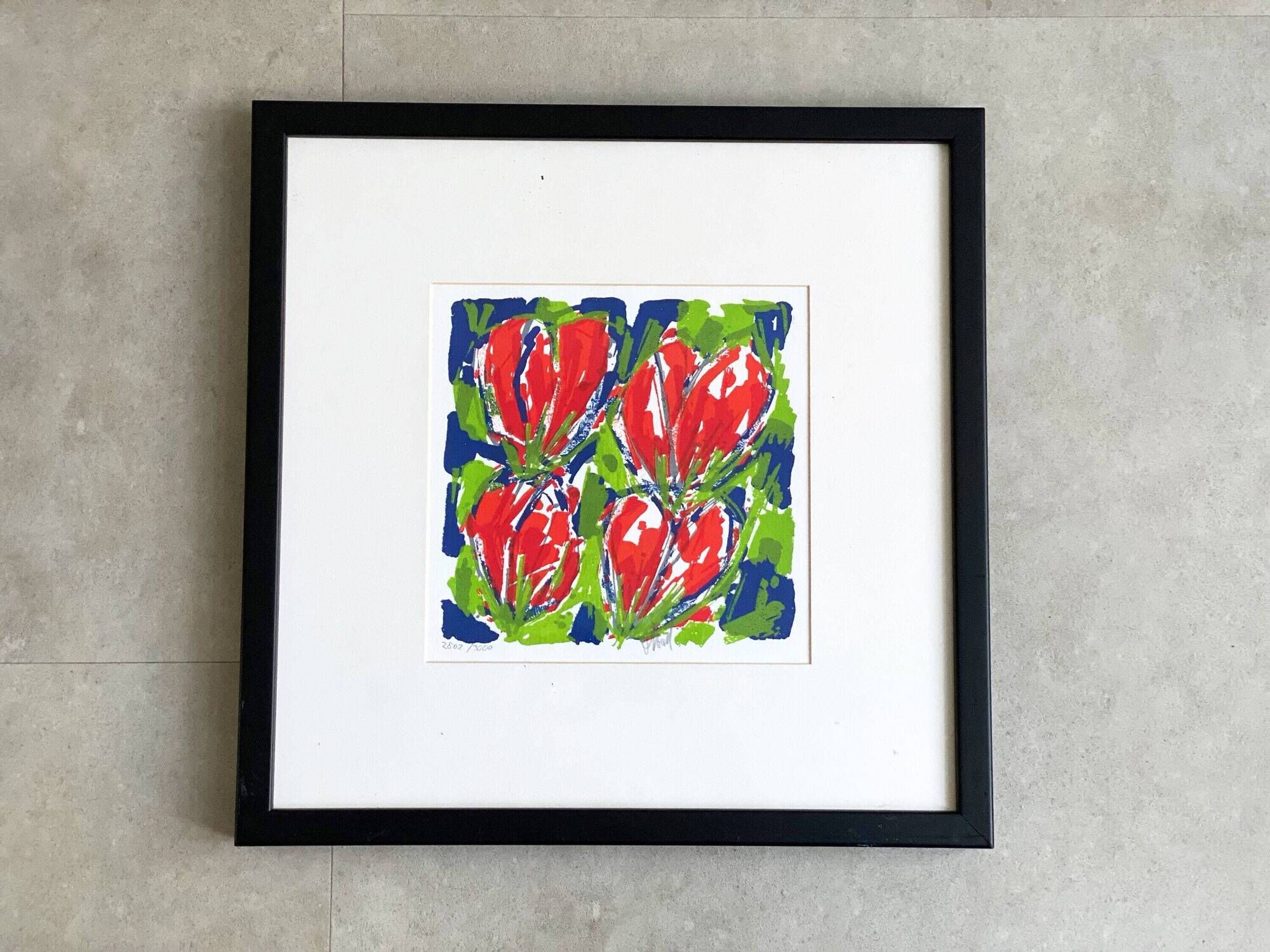 Cheerful silkscreen "red tulips" by Ad van Hassel, Dutch art