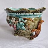Onnaing planter in Majolica floral pattern with strawberry-shaped accents - France 1900