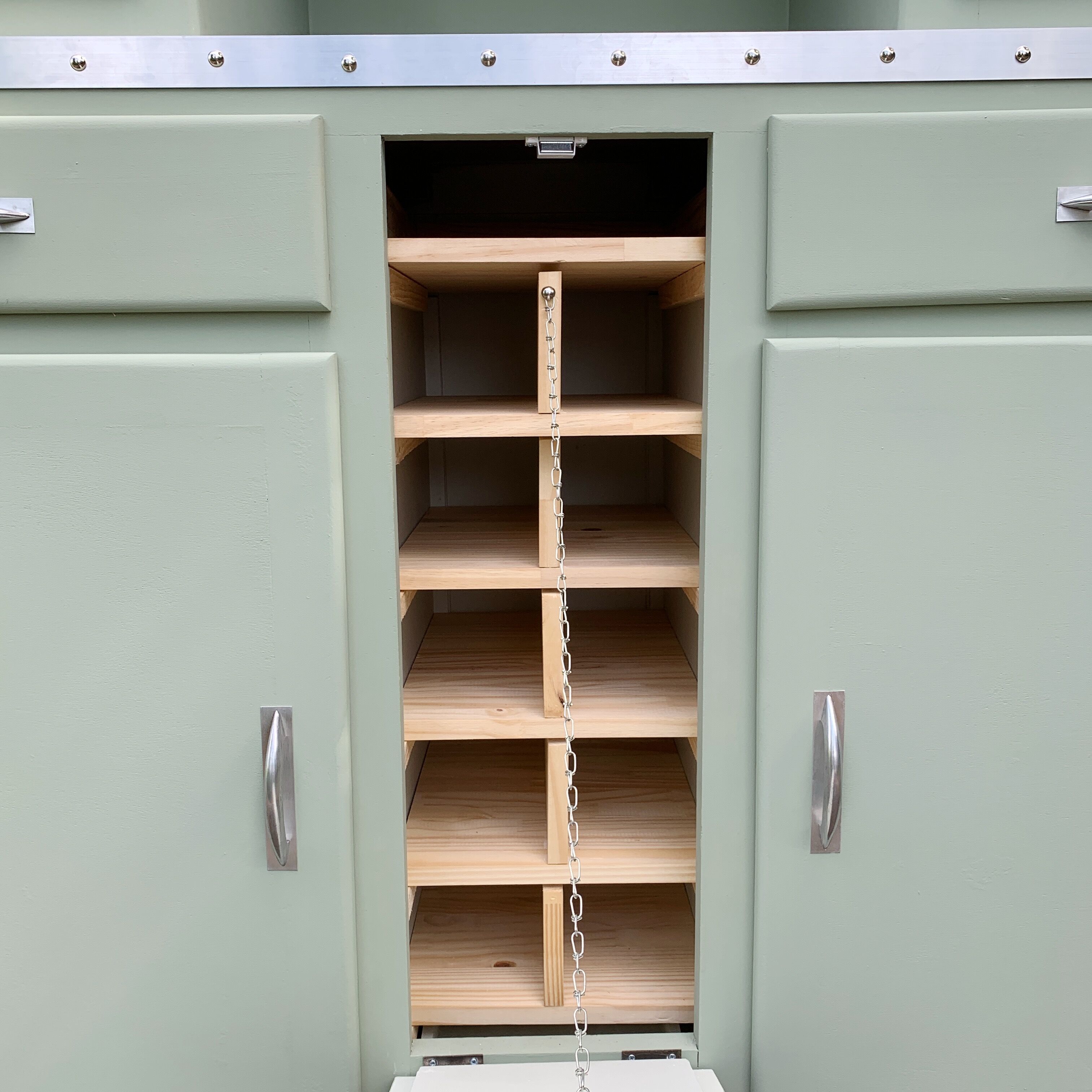 Restored mado buffet with bottle lockers
