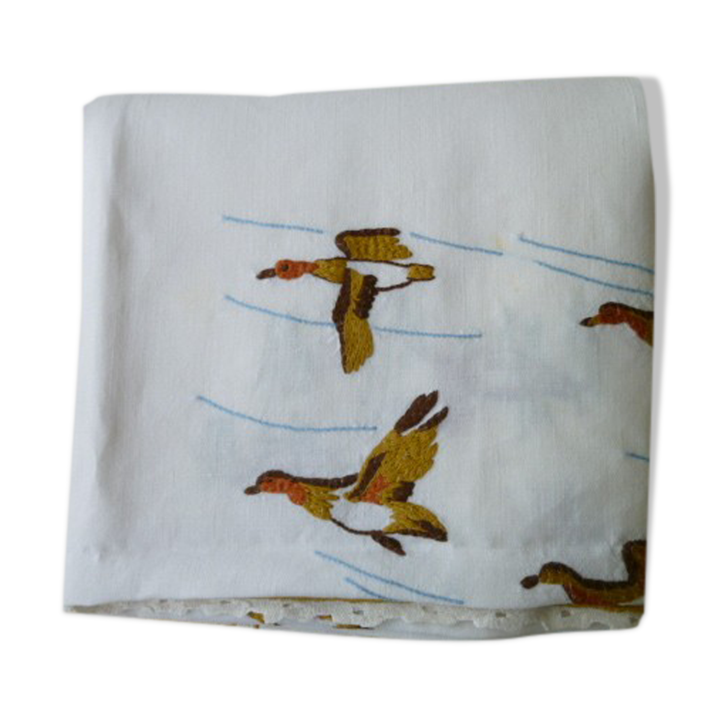 Hand embroidered linen nape 1.95 x 1.70 m