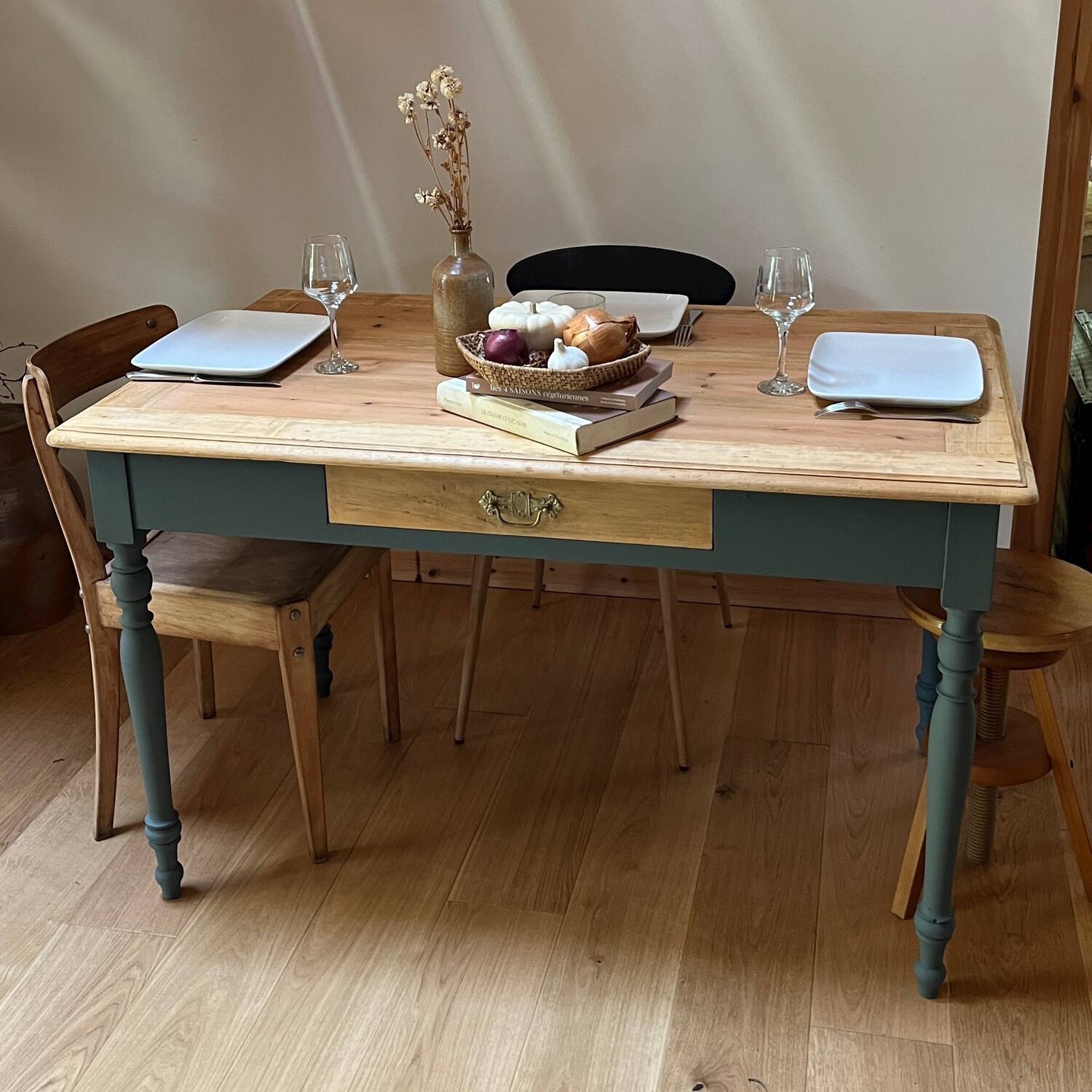 Bistro table