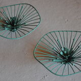 Pair of metal flower to hang