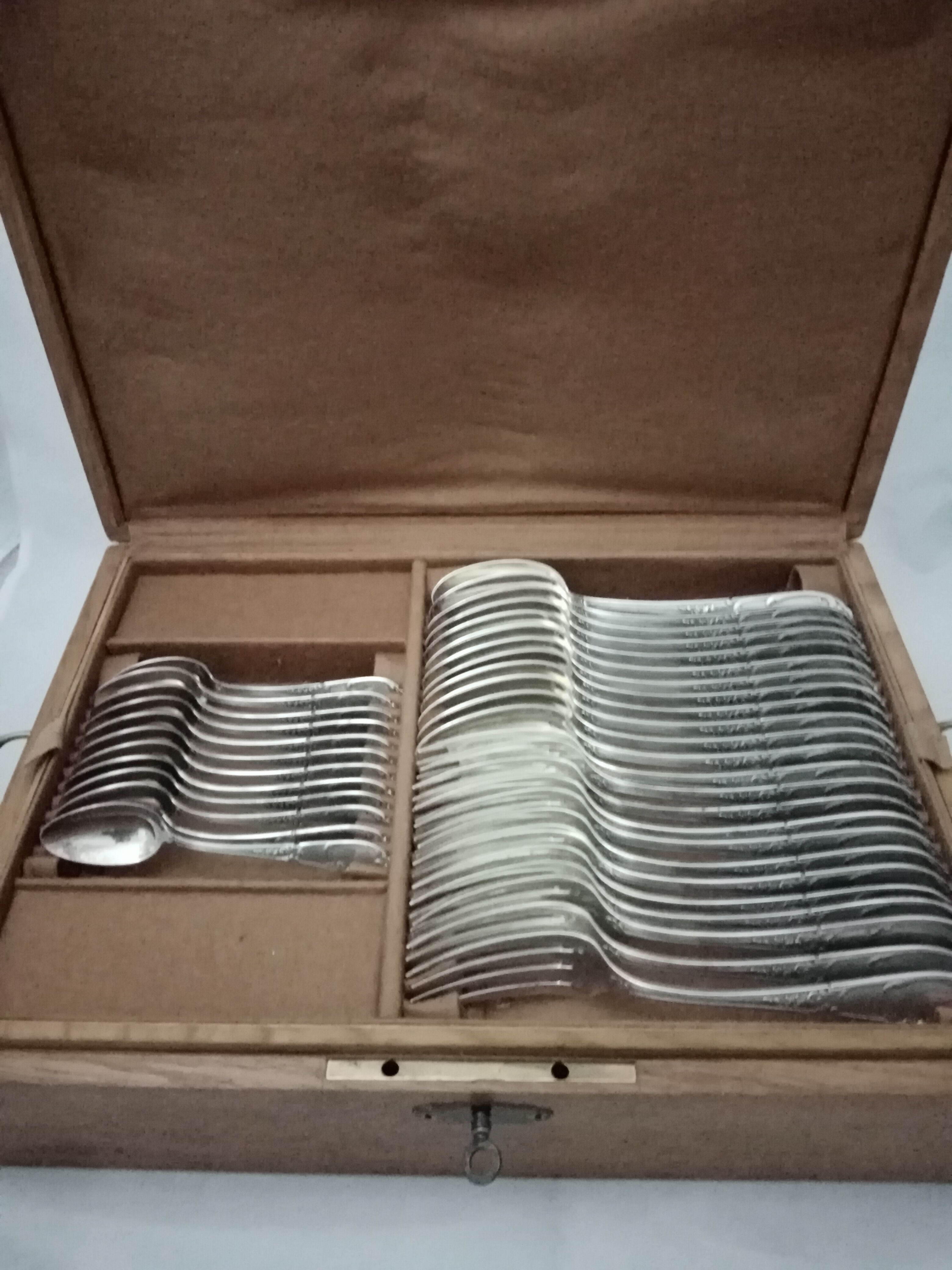 Housewife SFAM model Chambly rocker Louis XV silver metal wooden box