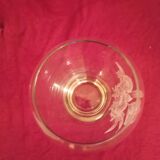 Engraved glass vase with floral pattern