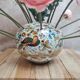 Pic-fleurs ancien en faïence décor main – oiseau & décor polychrome