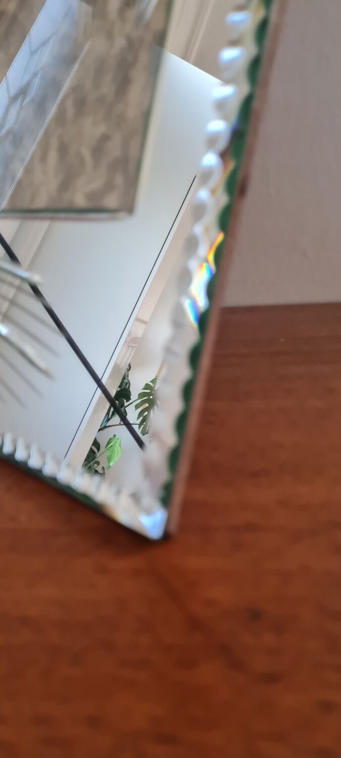 Beveled mirror photo frame