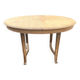 Round table