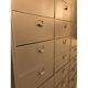 Armoire à casiers métalliques