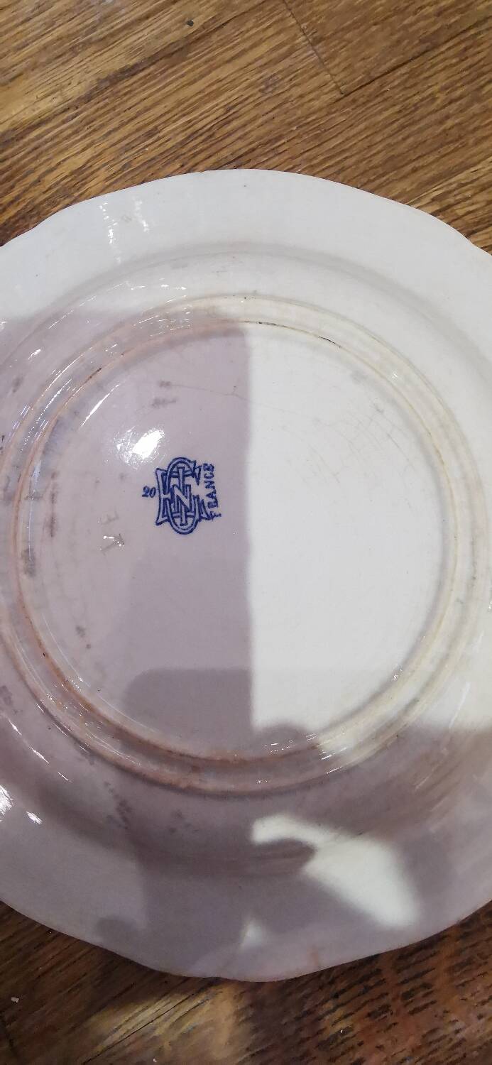 Rare gien earthenware plate couronne armoireries 19th century