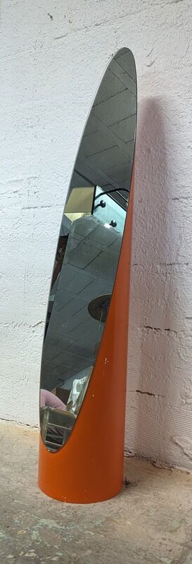 Orange lipstick mirror