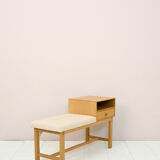 Oak 'gossip chair' bench