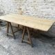 Table de ferme sur tréteaux