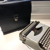 Typewriter Royalite 110