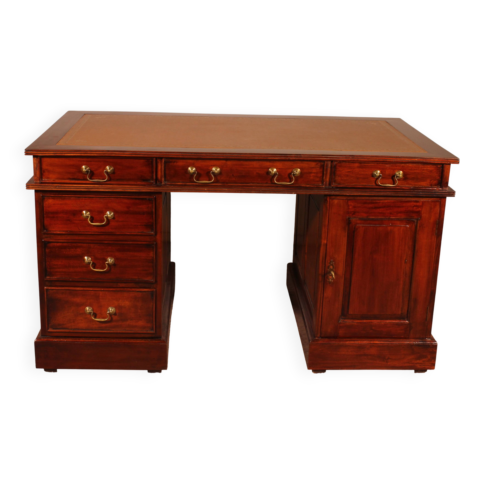 English mahogany pedestal desk