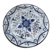 Plat bleu en porcelaine d'ibiza.