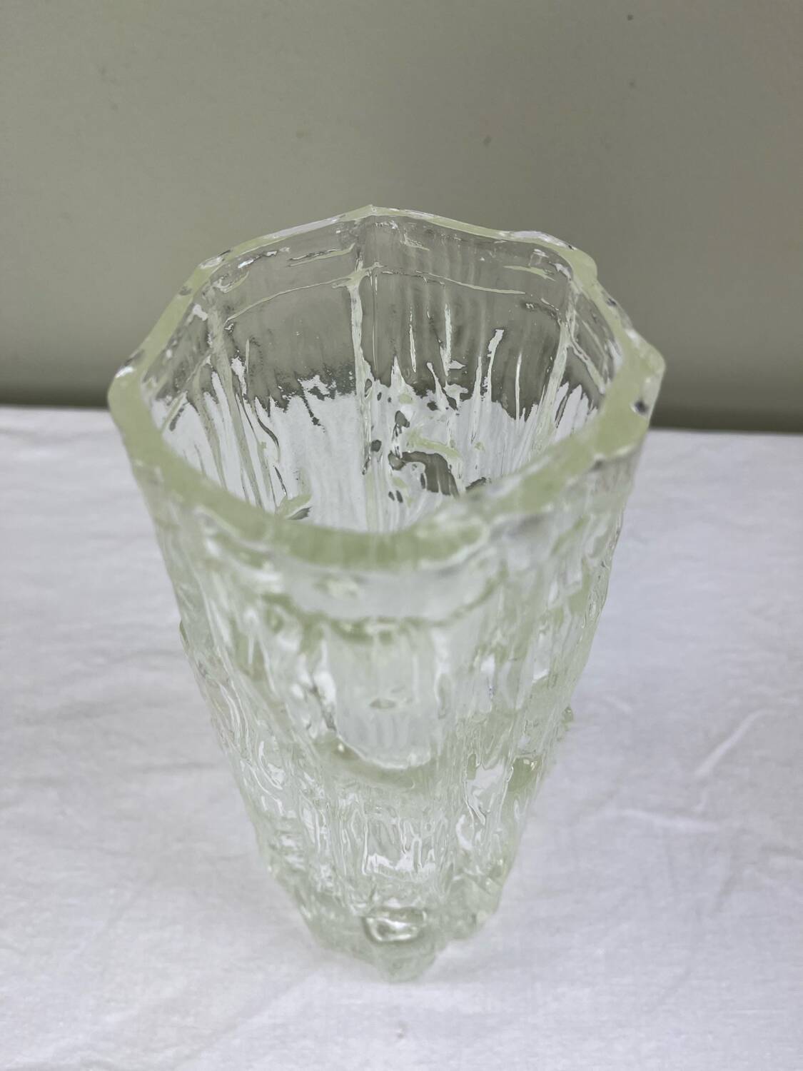 "Glass waterfall" vase