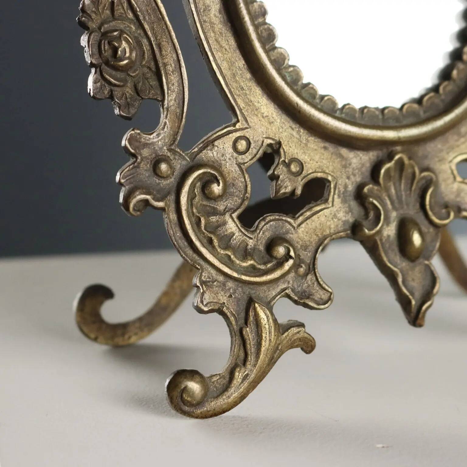 Antique table mirror in bronze, Italy, 19th-20th century