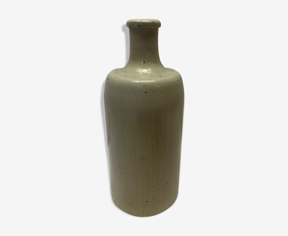 Bouteille en grès beige