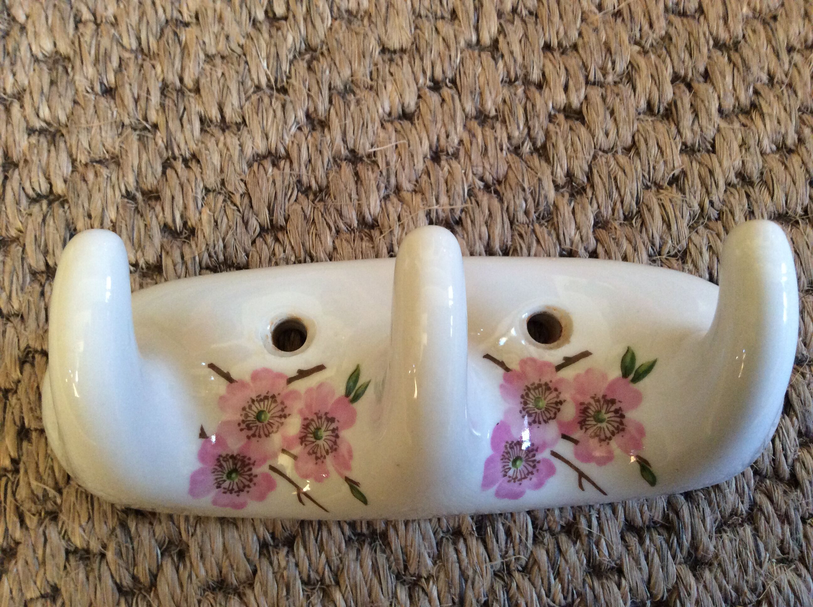 Patère en porcelaine