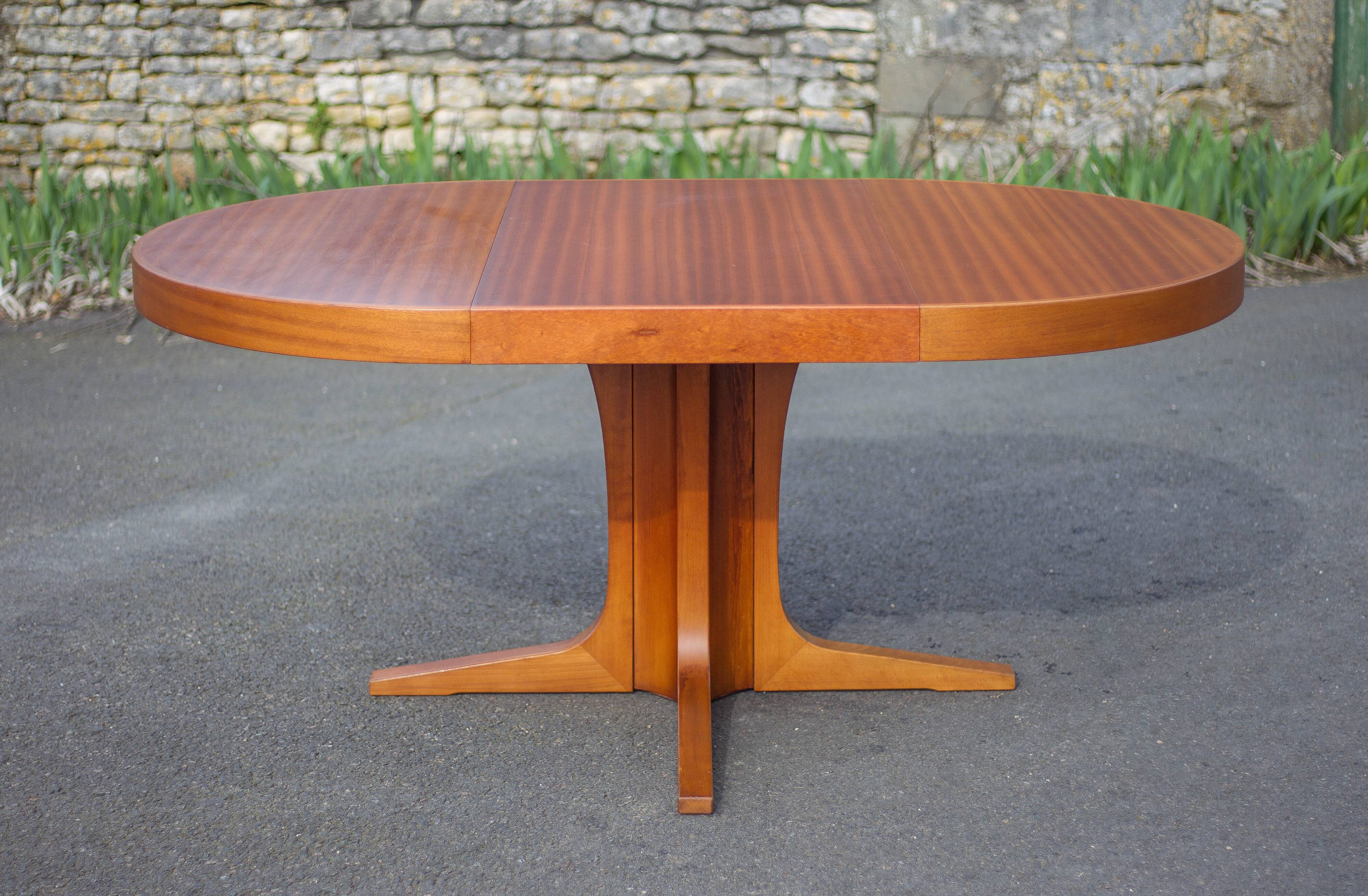 Round wooden table with 3 extensions, table with central star foot, dining table, living room table