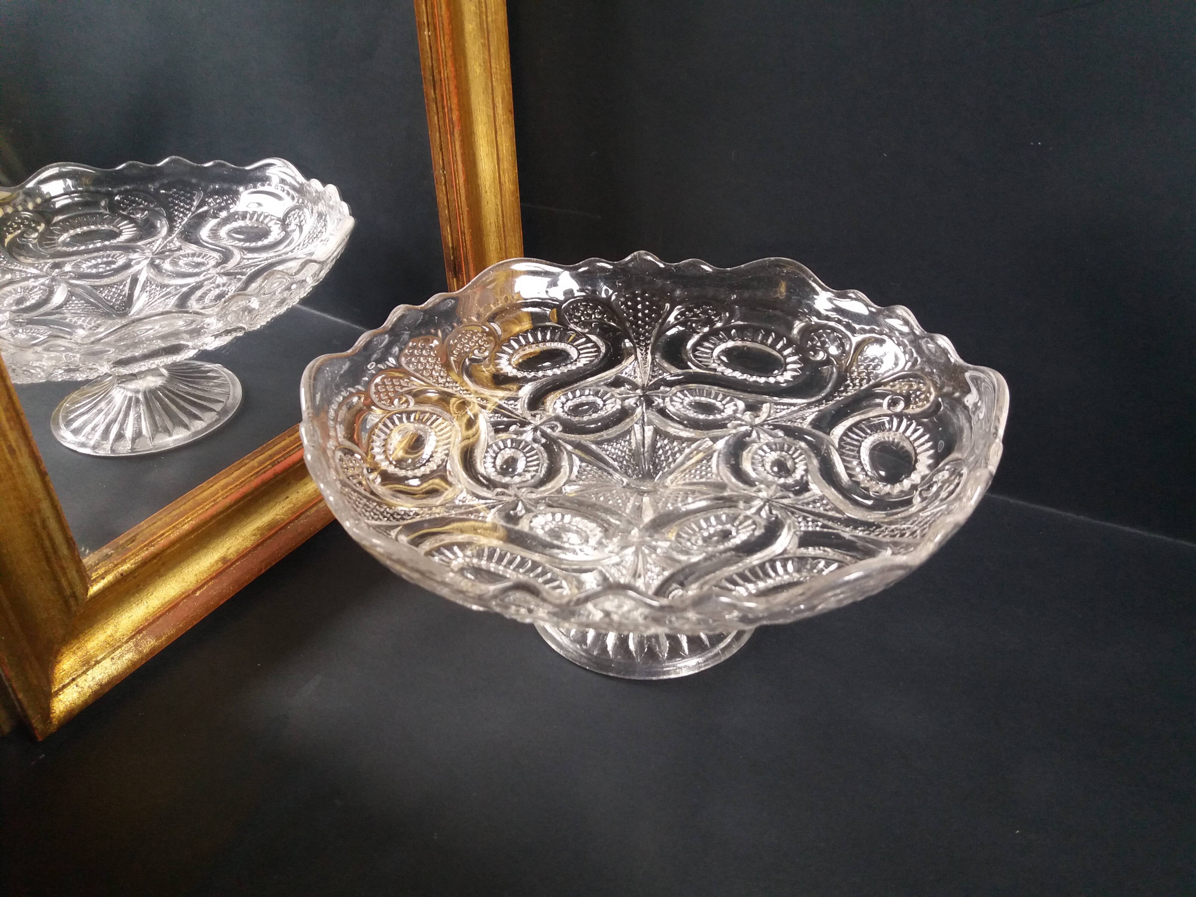 Compotier en verre ciselé