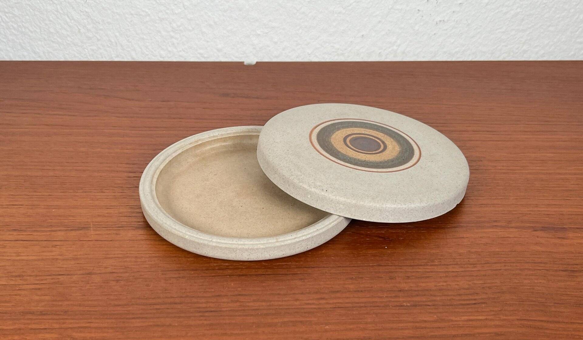 Vintage stoneware bowl with lid by Tove Rappold for Knabstrup, Denmark, 1970s.