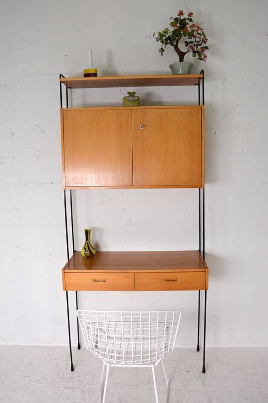 Omnia shelving system / self-supporting modular secretary desk in teak, dating from the 1960s.