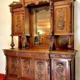 Renaissance style hunting lodge sideboard with carved lions in solid walnut circa 1850