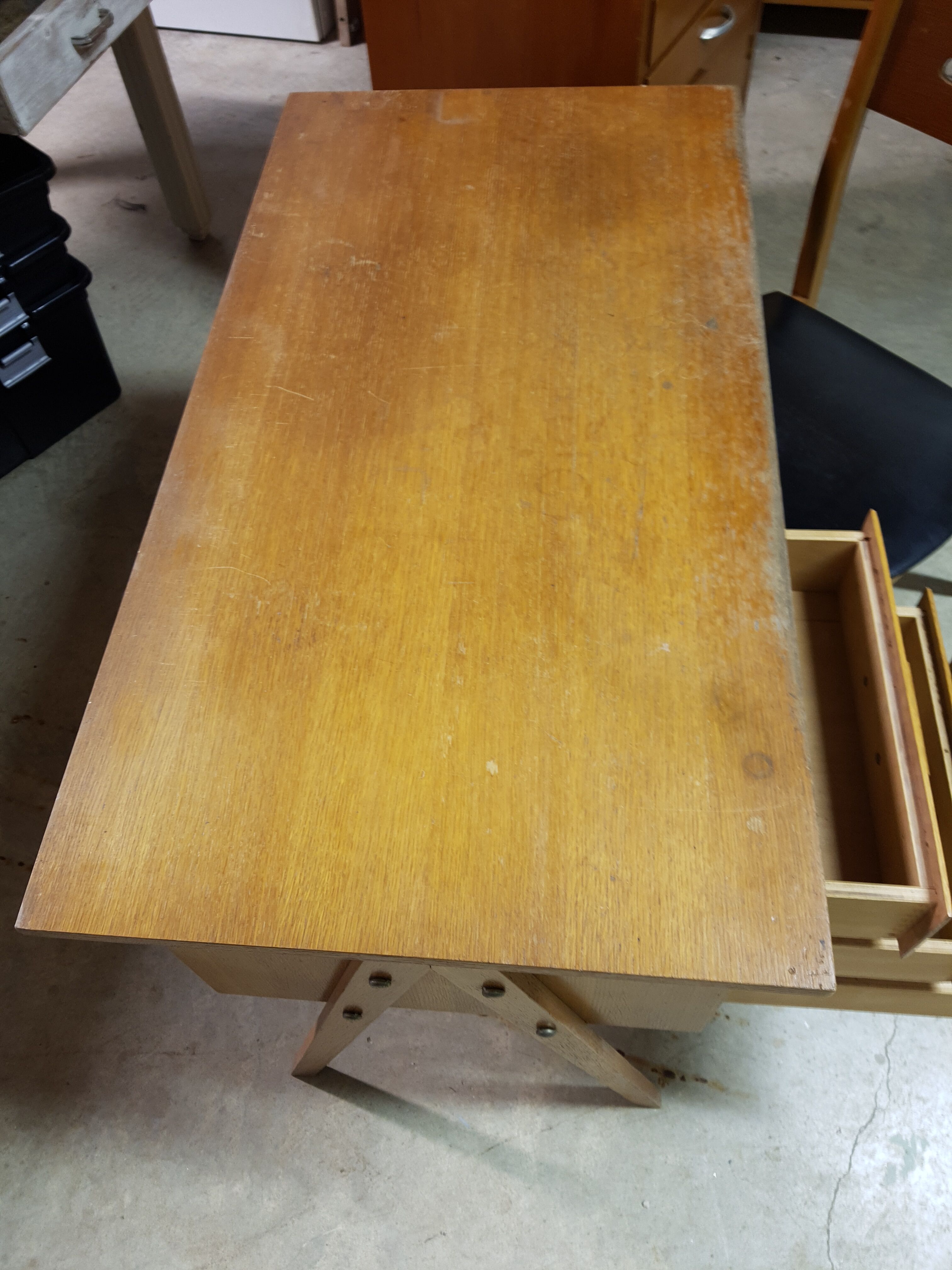 Vintage desk compass feet