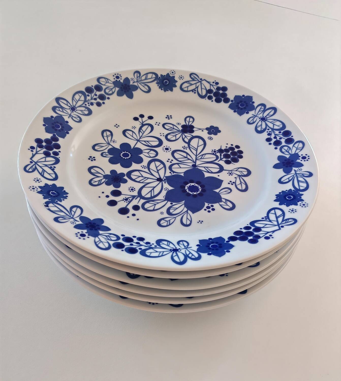 Vintage dinnerware set