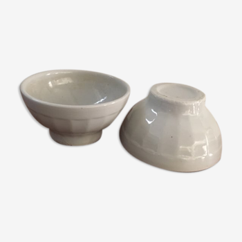 Old enamelled sandstone farm bowls