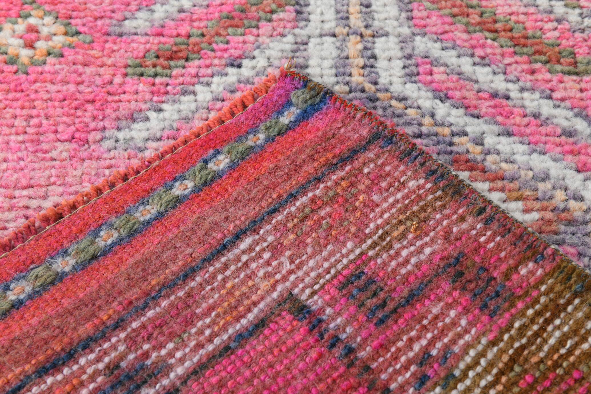Shades Of Pink Beige Antique Vintage Runner Rug, 89x322Cm