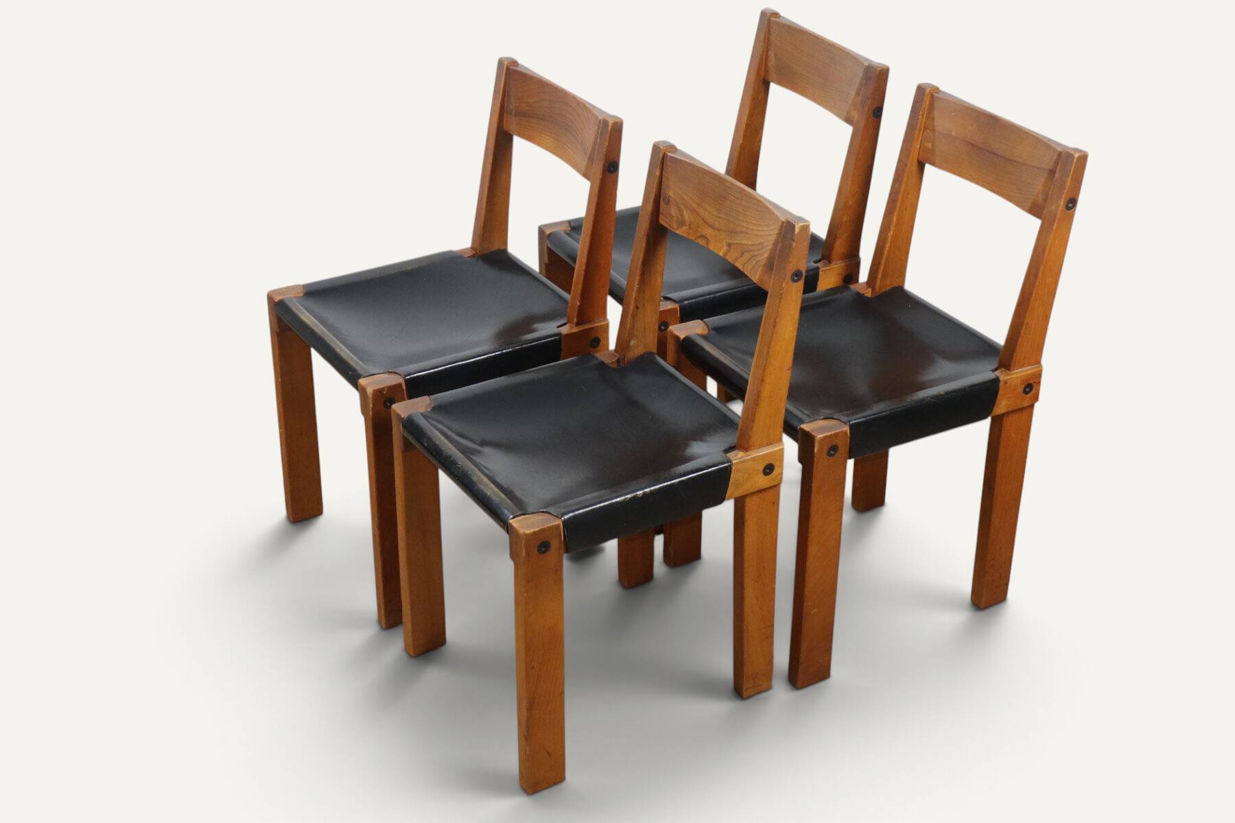 Set of 4 S24 chairs by Pierre Chapo – Solid elm and black leather – 1970