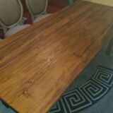 Farm table