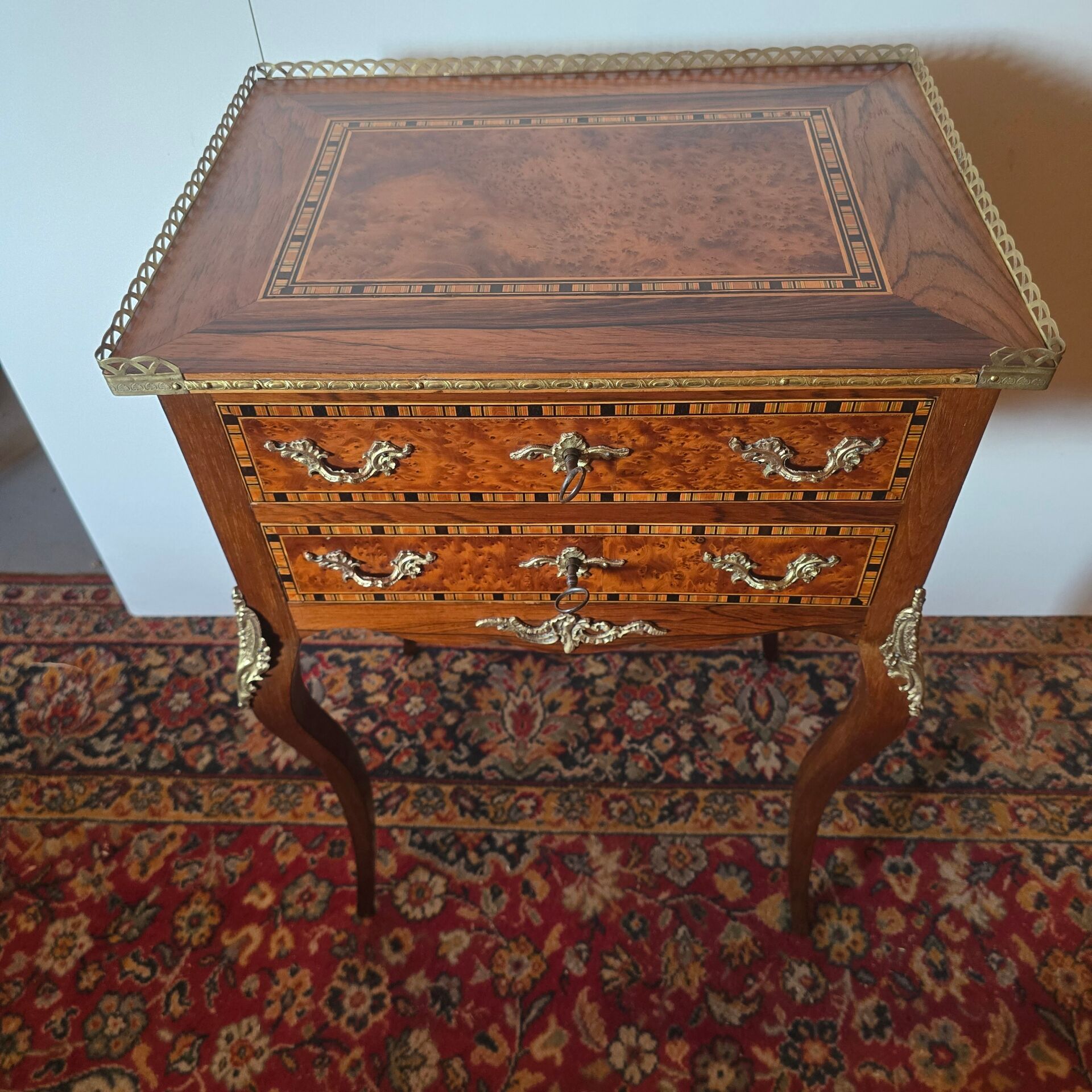Table de salon style transition