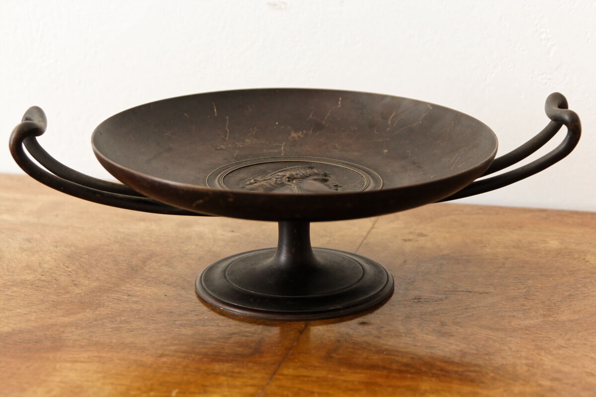 Bronze cup Juno Ferdinand Levillain