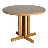 Charlotte Perriand (selection of ) for Les Arcs, pine table, France, circa 1960