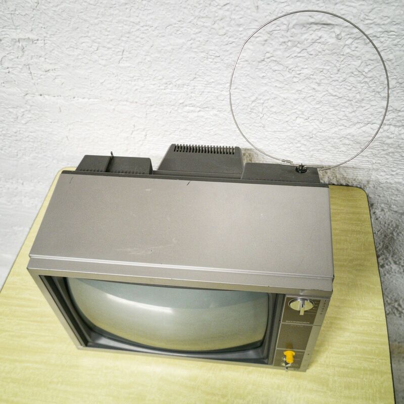 Schneider portable vintage TV