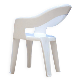 Chaise cossue en résine années 70