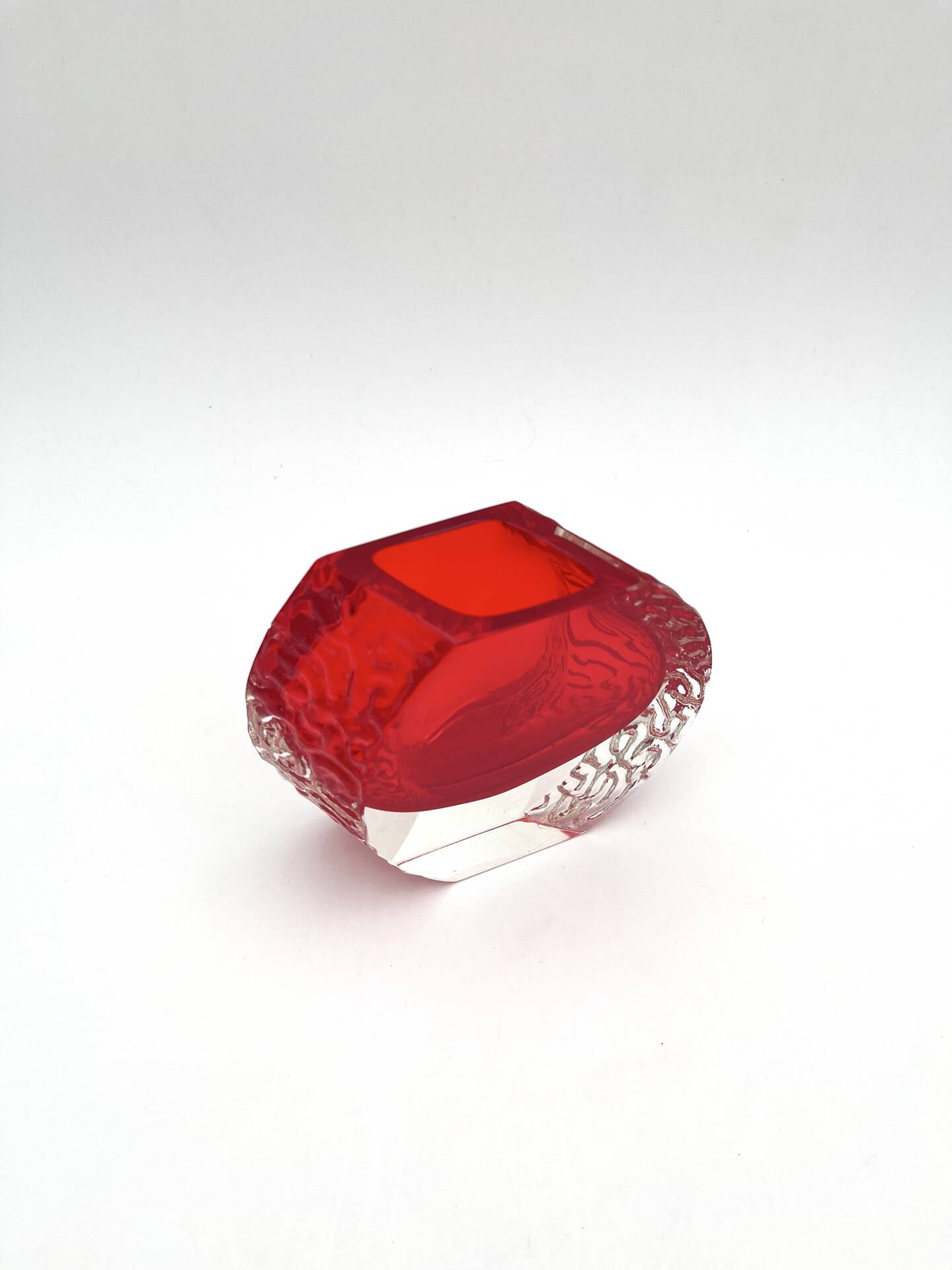 Mandruzzato Murano Vase Sommerso Red Textured Labelled 70s Design