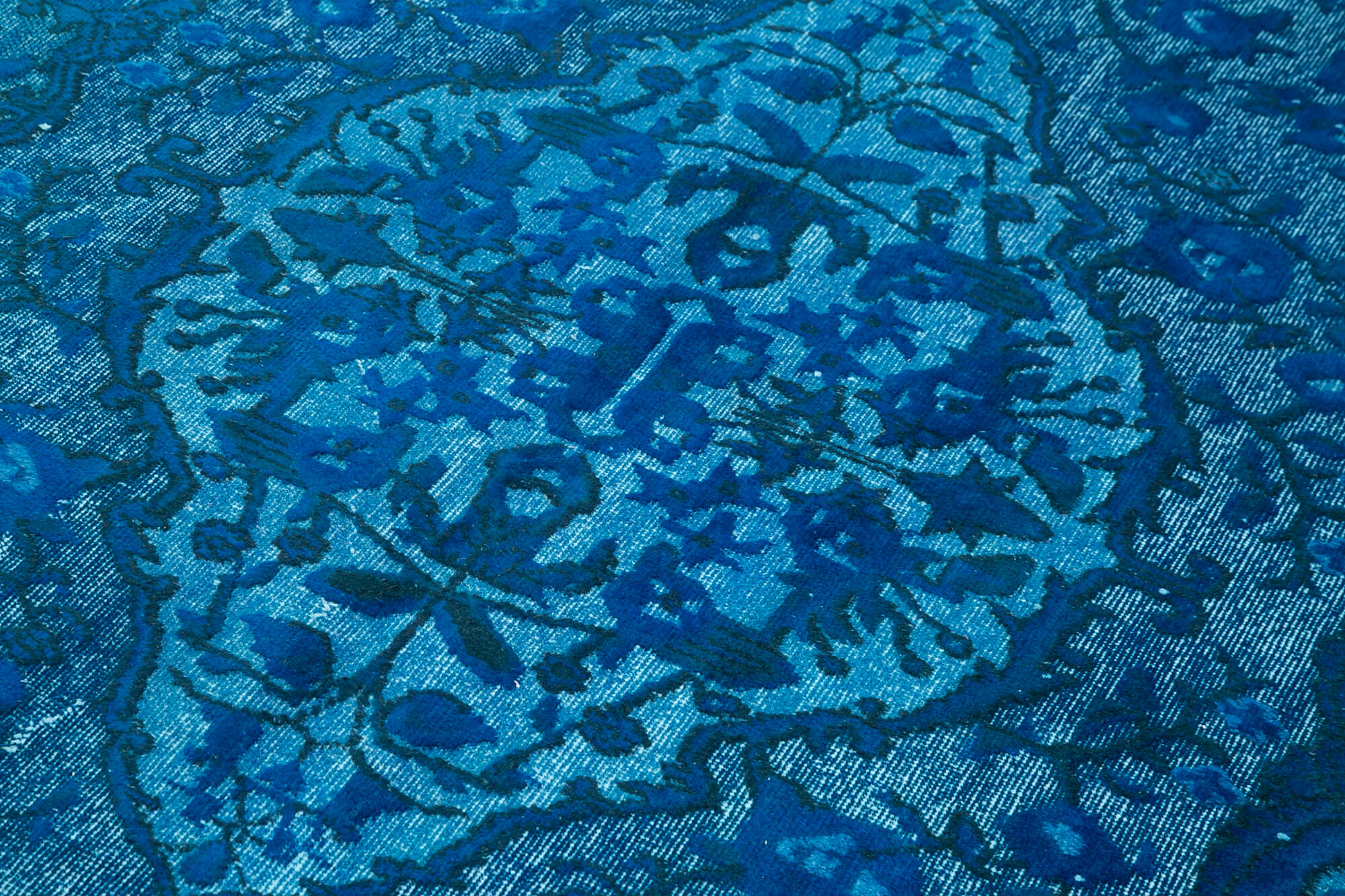 Hand-knotted unique anatolian 1980s 161 cm x 260 cm turquoise carpet