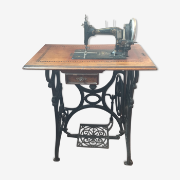Sewing machine early 20th century