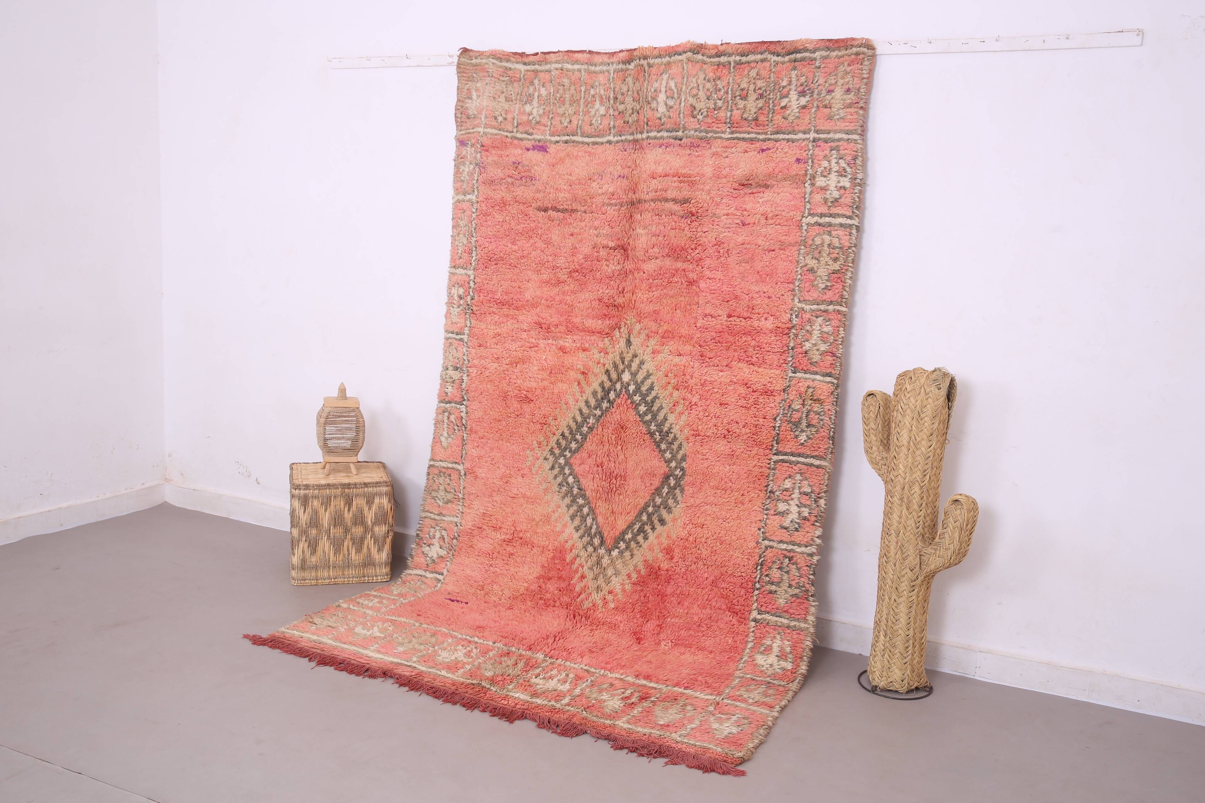 Peach Vintage Moroccan Rug 166 x 277 cm - Berber Wool Rug - Handmade Rug